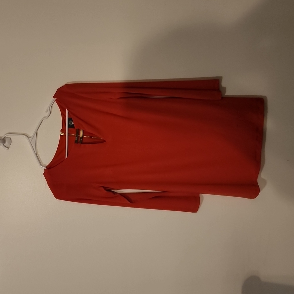 Size 6 dark orange VINCE CAMUTO